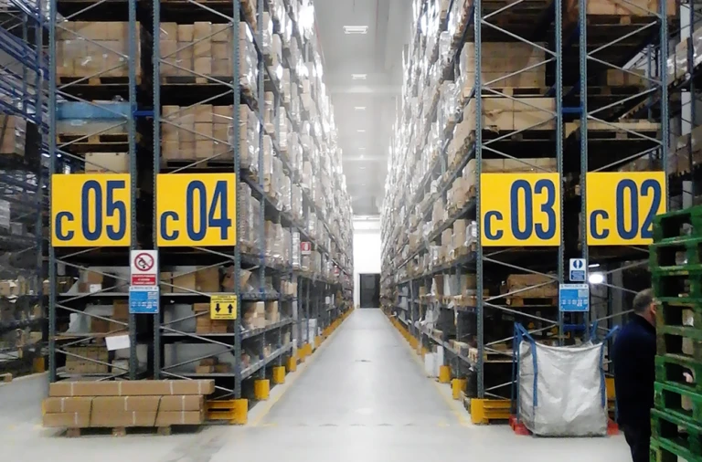 La luce nel settore logistico