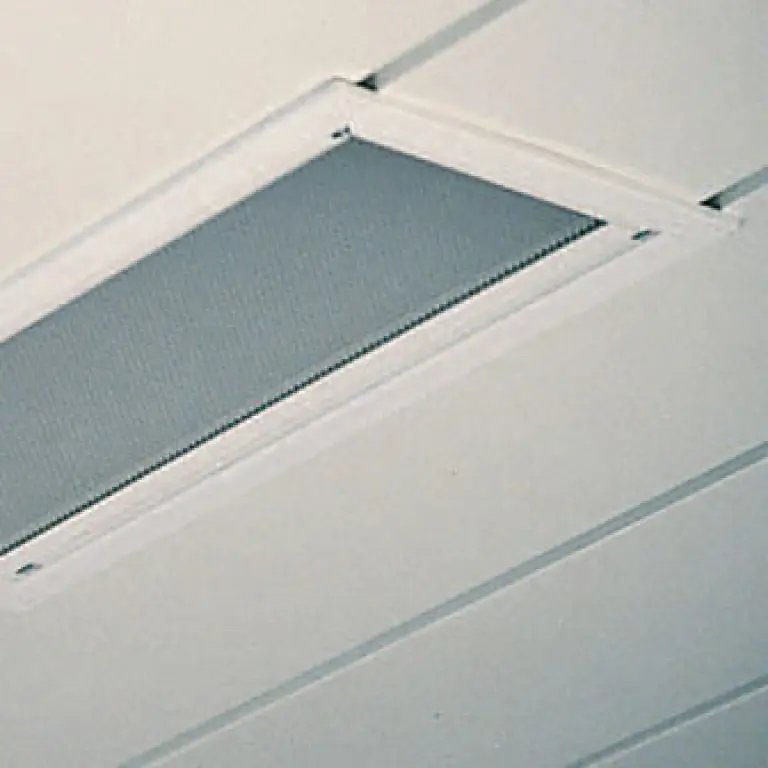 L 561x12W LED SP 221x647